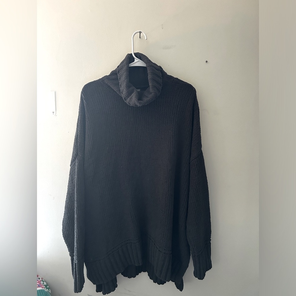 Women’s aerie gray turtleneck gray sweater size XL hardly worn